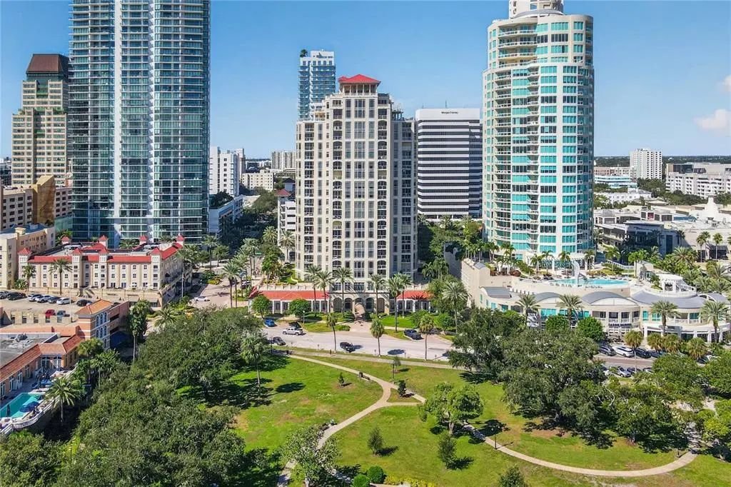 Condo in St. Petersburg, Florida, United States 1 - 19174277
