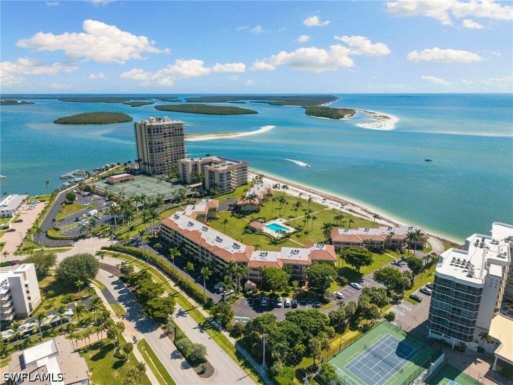 Condo in Marco Island, Florida, United States 2 - 19176749