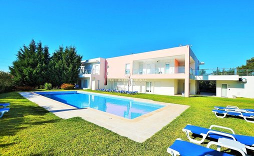 Haus in Barcarena, Lissabon, Portugal 1