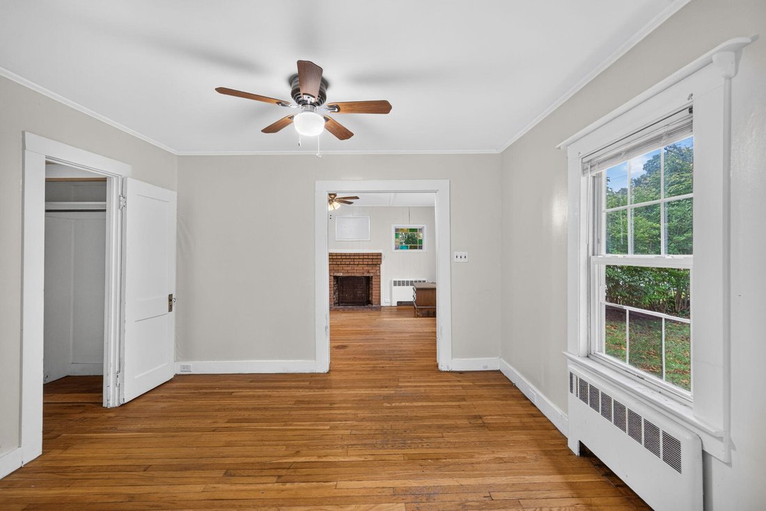 Harwich, Massachusetts, United States 5 - 19174530