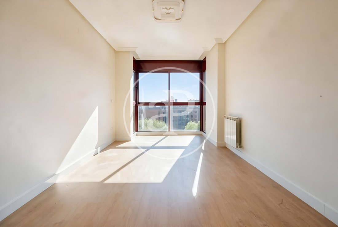 Wohnung in Fuencarral-El Pardo, Madrid, Spanien 1 - 19175064