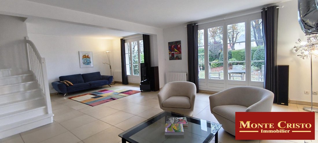 House in Les Residences, Noisy-le-Roi, France 3 - 19082429