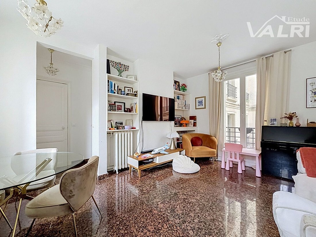 Apartment in Gambetta, Paris 20e Arrondissement, Paris 1 - 19178373