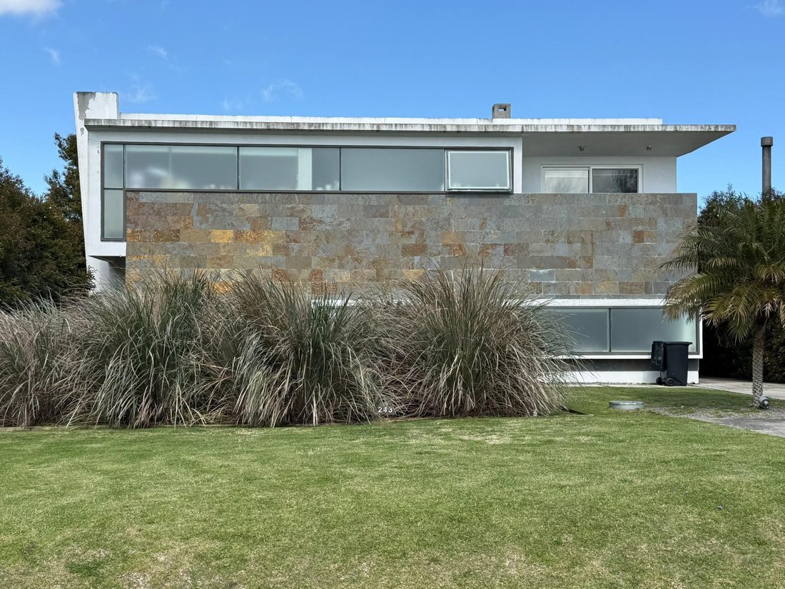 Residenza a Lomas de Carrasco, Dipartimento di Canelones, Uruguay 1 - 19173983