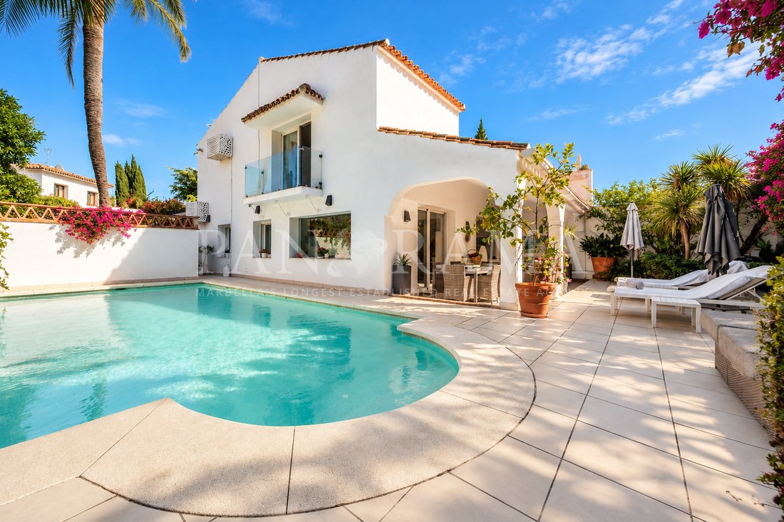 Villa in Golden Mile, Andalusia, Spain 1 - 19168887