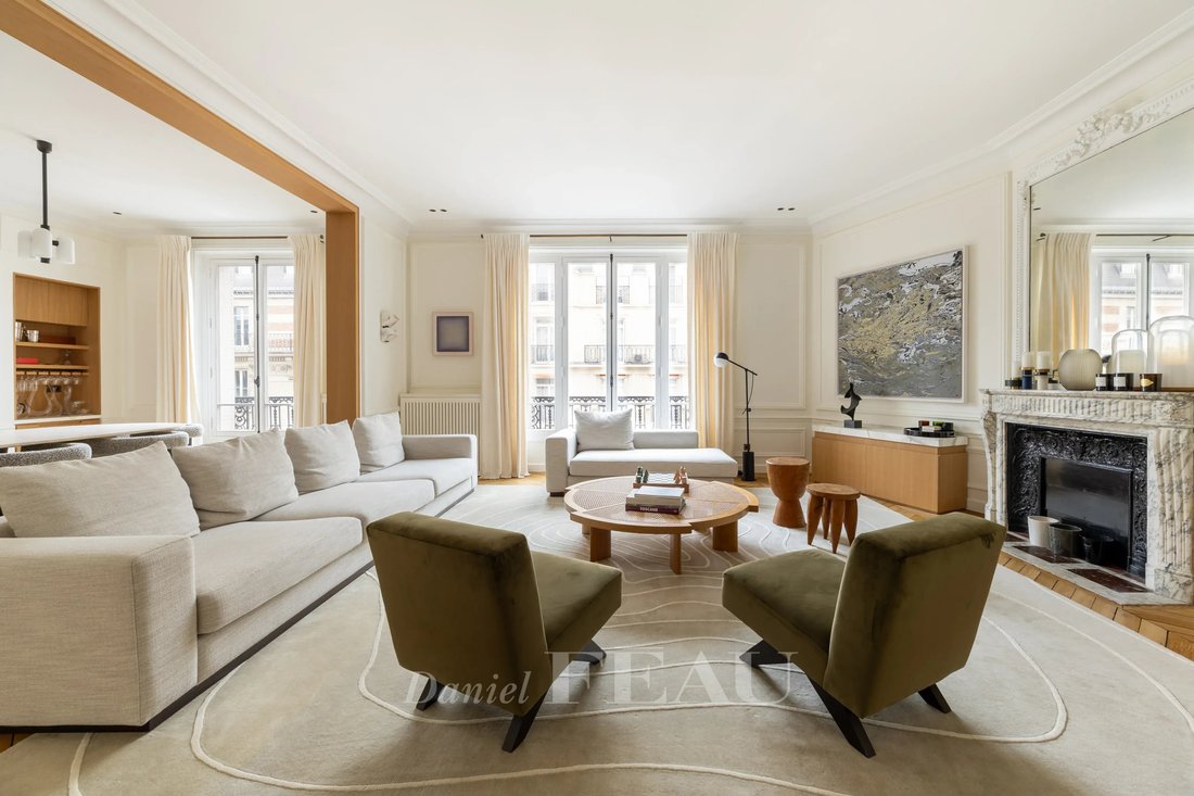 Apartment in Muette Sud, Paris 16e Arrondissement, Paris 3 - 19087455