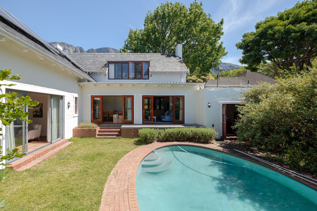 House in Newlands, Southern Suburbs, Cape Town 1 - 19174016