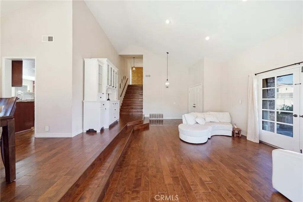 House in Fullerton, California, United States 5 - 19169095