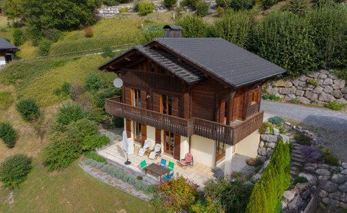 Chalet in Verchaix, Auvergne-Rhone-Alpen, Frankreich 1