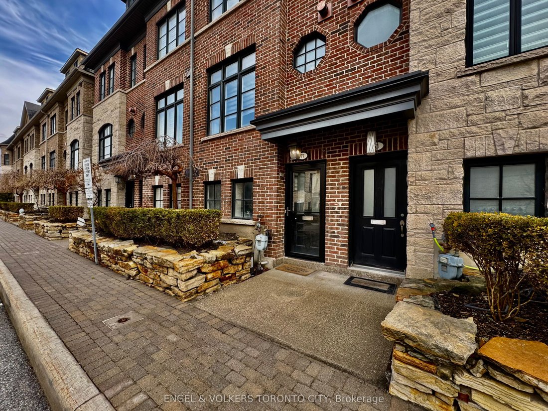 Townhouse in Toronto, Ontario, Canada 1 - 19173220