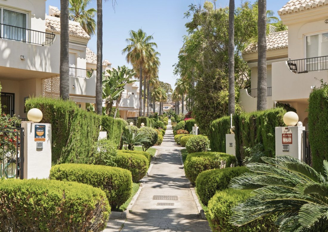 Stadthaus in Marbella, Andalusien, Spanien 1 - 19175531