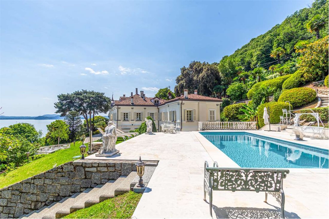 Villa in Stresa, Piedmont, Italy 1 - 19172200