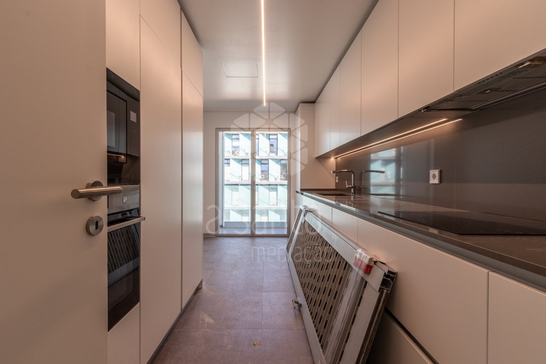 Apartment in Carcavelos e Parede, Lisbon, Portugal 4 - 16699307