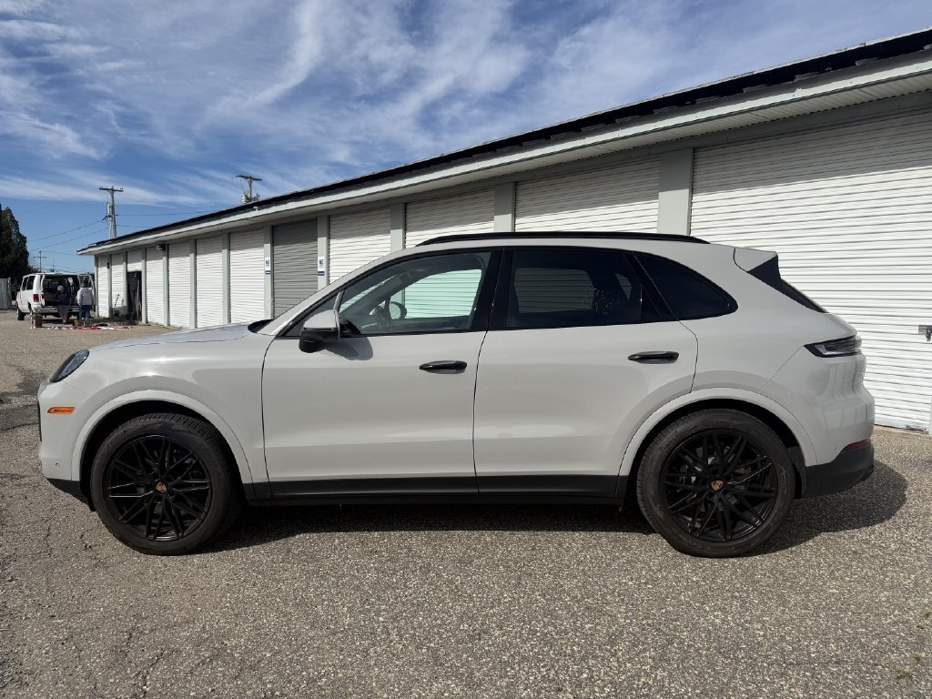 Suv in Stratham, NH, United States 2 - 19167279