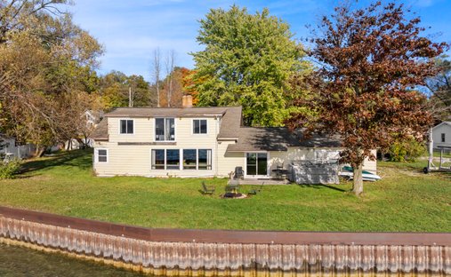 House in Onekama, Michigan, United States 1