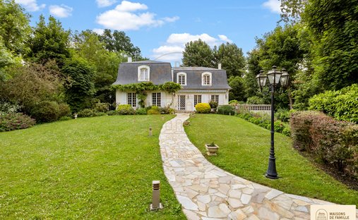 Villa a Jonchere-Malmaison-San Cucufa, Rueil-Malmaison, Francia 1