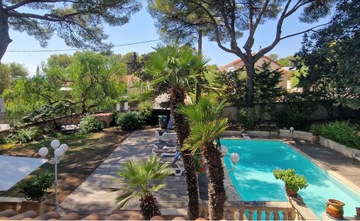 Villa à Bandol, Provence-Alpes-Côte d'Azur, France 1