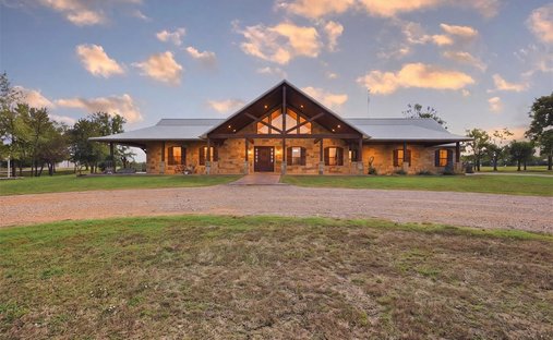 House in Wolfe City, Texas, United States 1