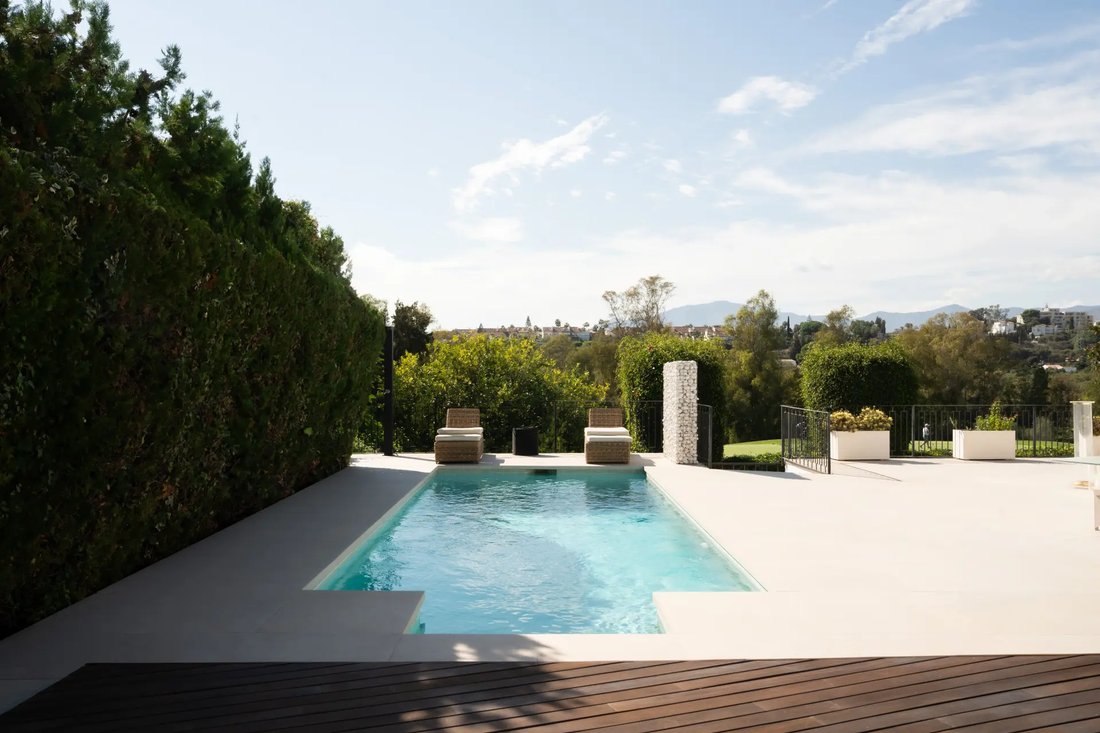 Villa in Guadalmina Alta, San Pedro de Alcantara, Spain 2 - 19169628