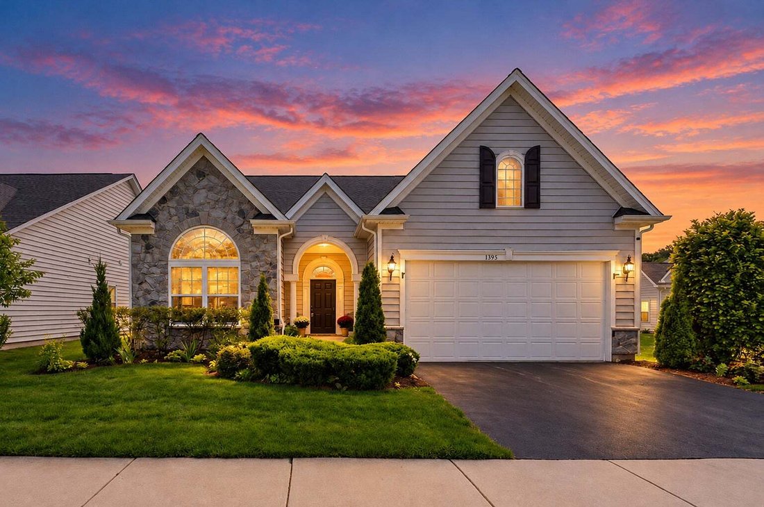 House in Aurora, Illinois, United States 1 - 19174985