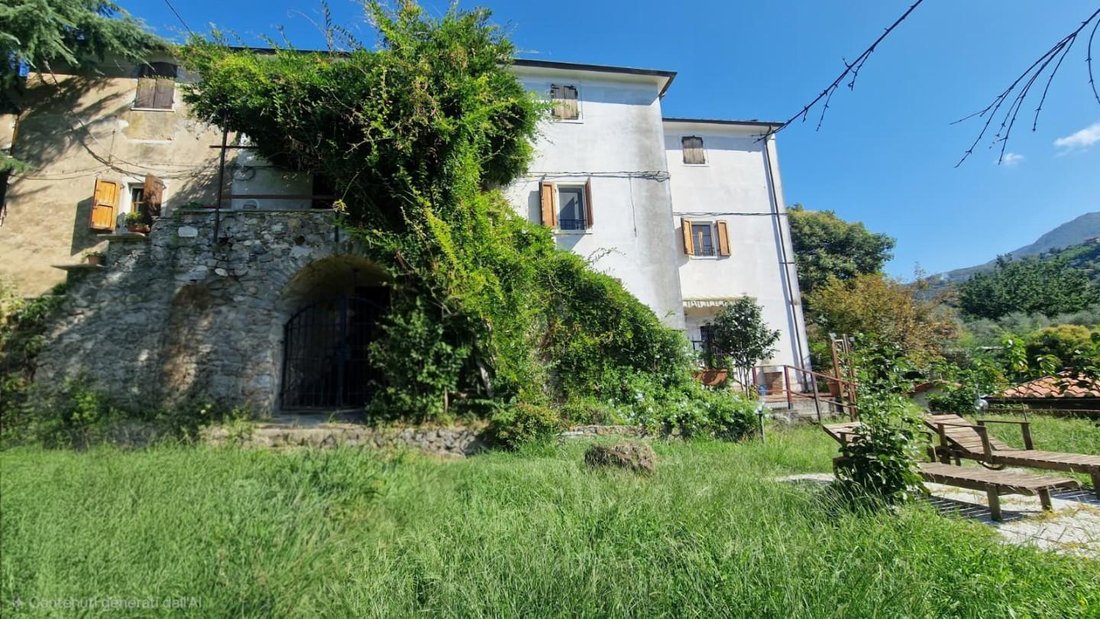 Autres à Perticata-Bonascola-Nazzano, Carrara, Toscane 2 - 19173028