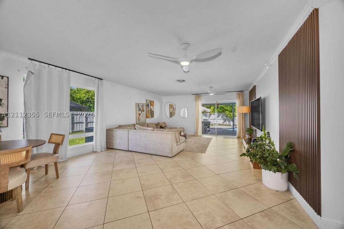 Maison à Cutler Bay, Floride, États-Unis 3 - 19178118
