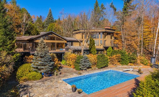 Haus in Sainte-Adèle, Québec, Kanada 1