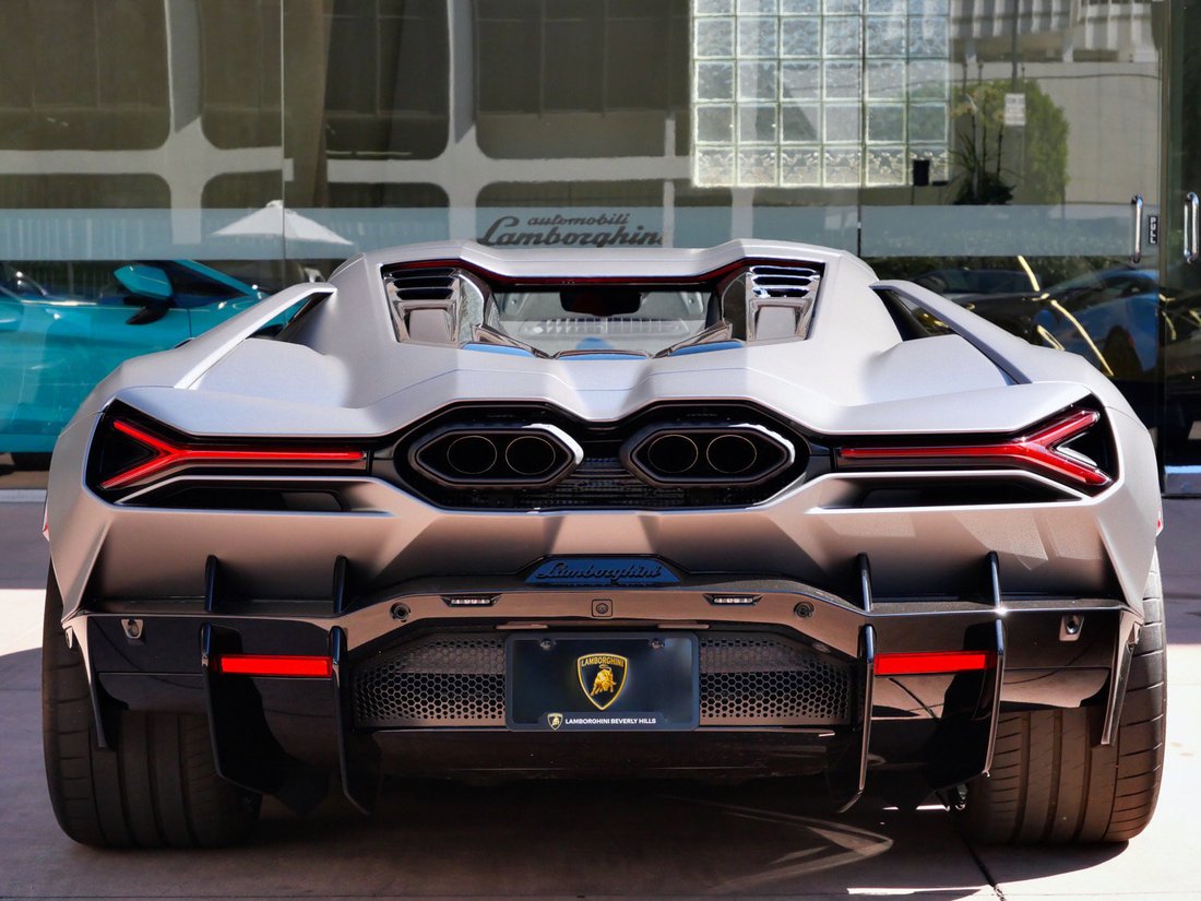 Coupe in Beverly Hills, CA, United States 4 - 19175325