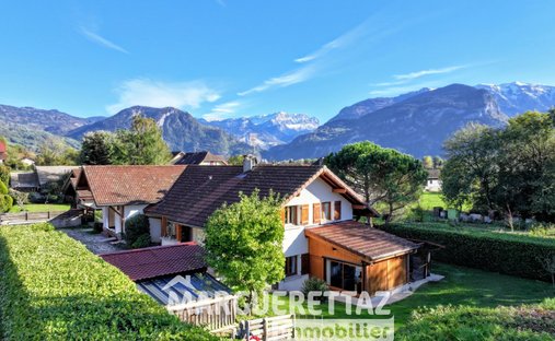 Villa in Thyez, Auvergne-Rhône-Alpes, France 1