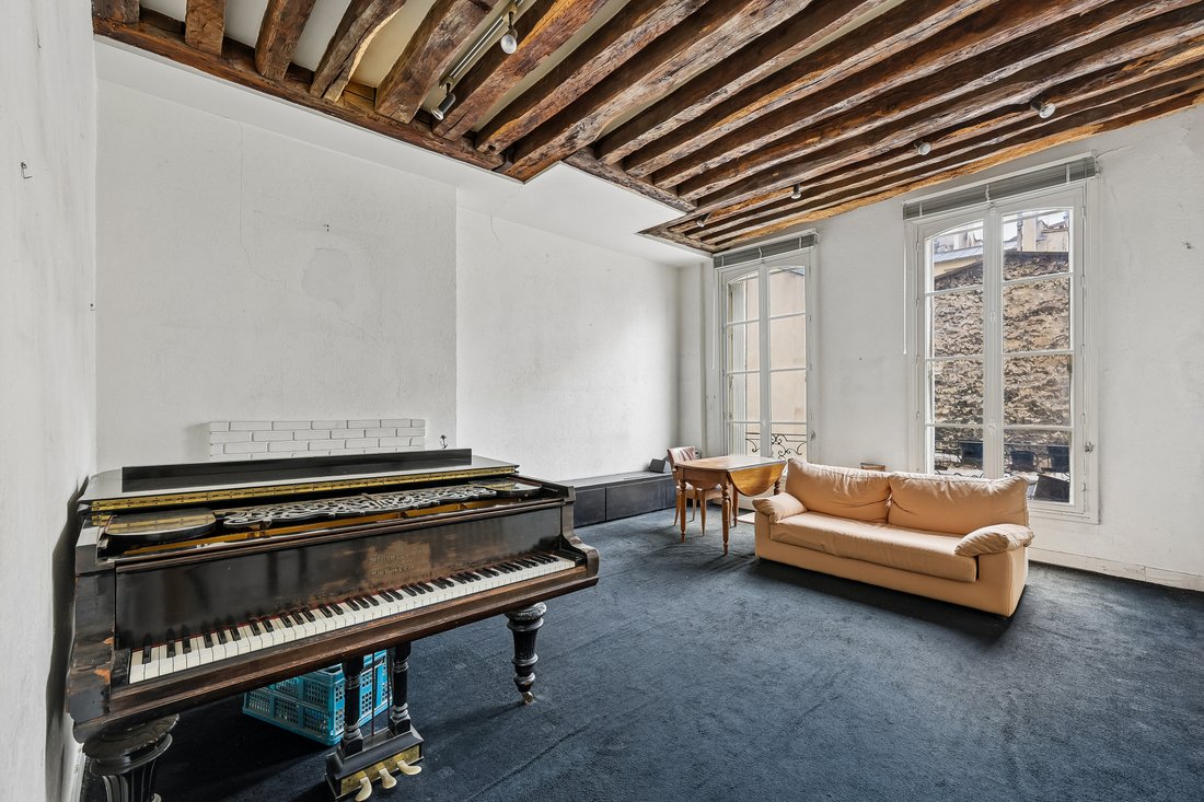 Apartment in Arts et Métiers, Paris 3e Arrondissement, Paris 3 - 19170327