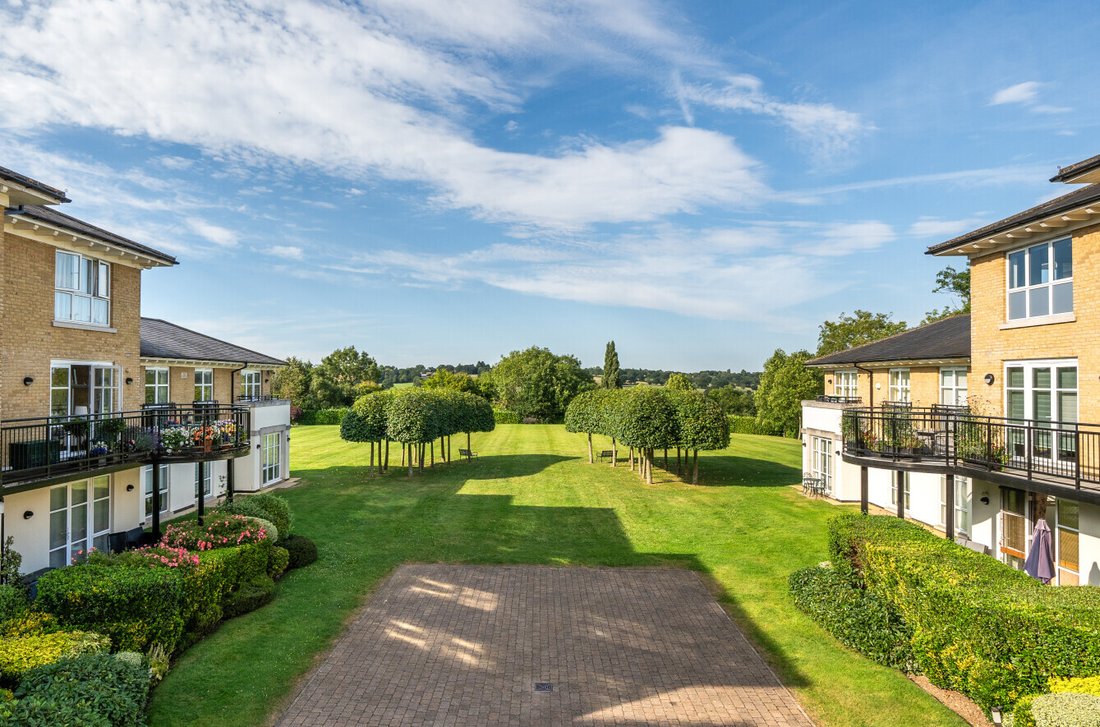 Penthouse in Barnet, England 5 - 17099134