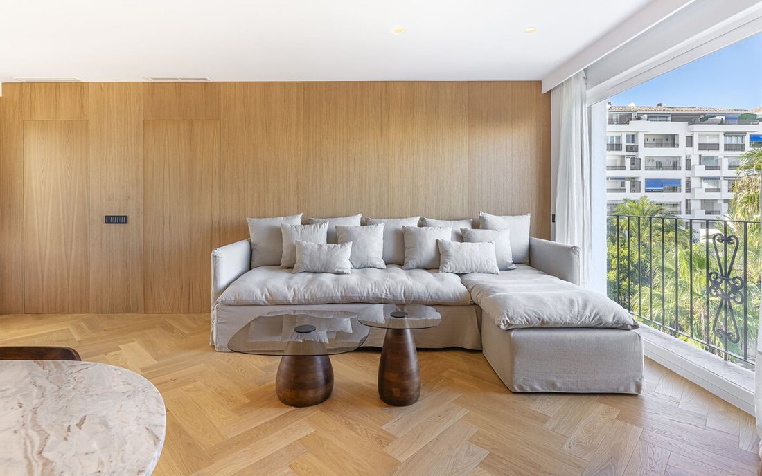 Apartment in Puerto Banus, Marbella, Spain 1 - 19169779