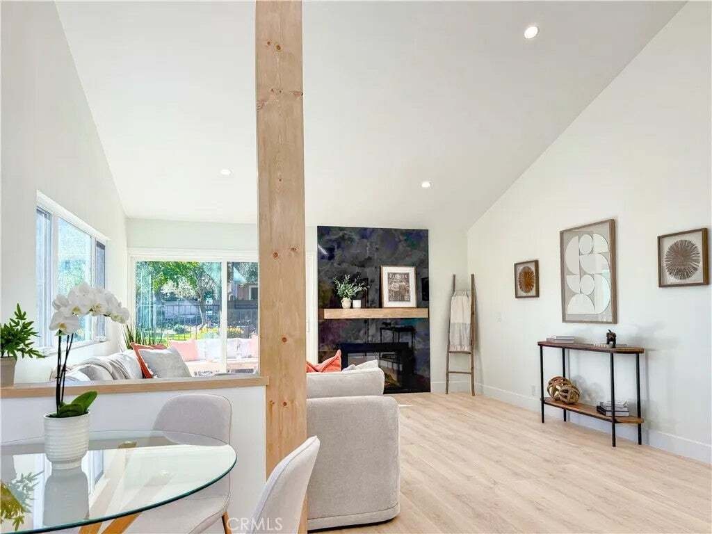Condo in Thousand Oaks, California, United States 5 - 19179735