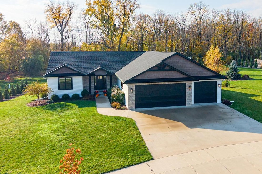 House in Neenah, Wisconsin, United States 3 - 19172283