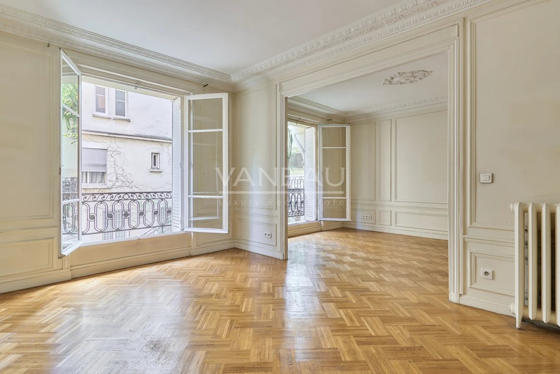 Apartment in Montmartre, Paris 18e Arrondissement, Paris 3 - 19169520