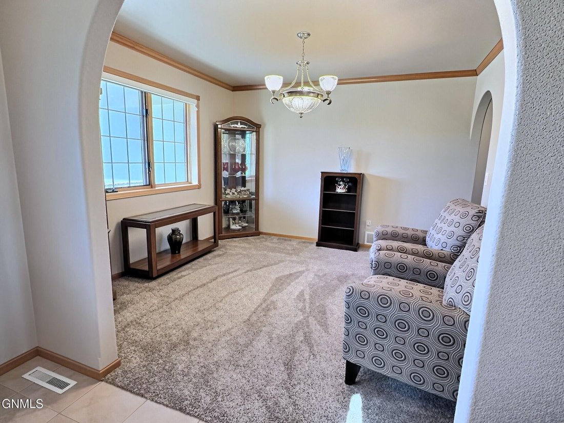 House in Bismarck, North Dakota, United States 5 - 19170892