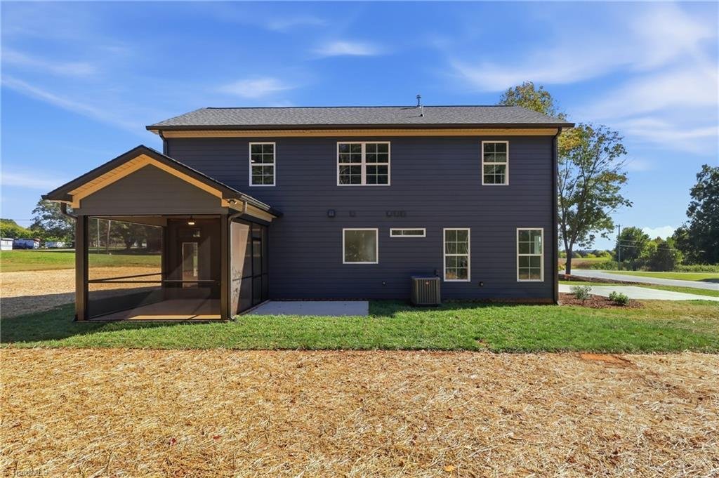 House in Advance, North Carolina, United States 3 - 19068435