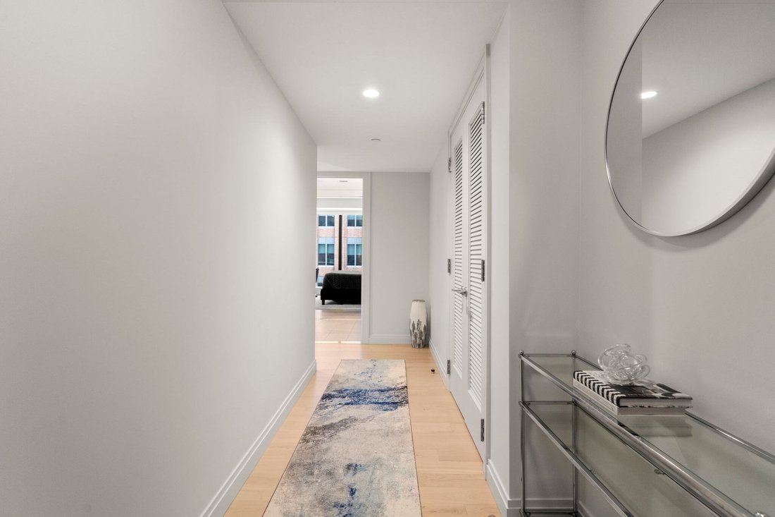 Condo in Boston, Massachusetts, United States 5 - 19173235