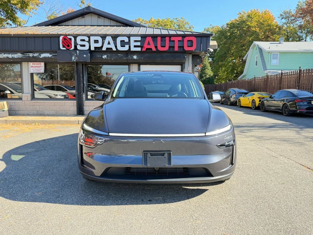 Suv in East Brunswick, NJ, United States 2 - 19173691