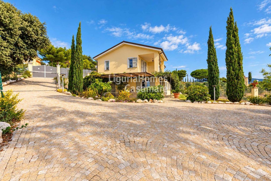 Villa in Camporosso, Liguria, Italy 4 - 11771192