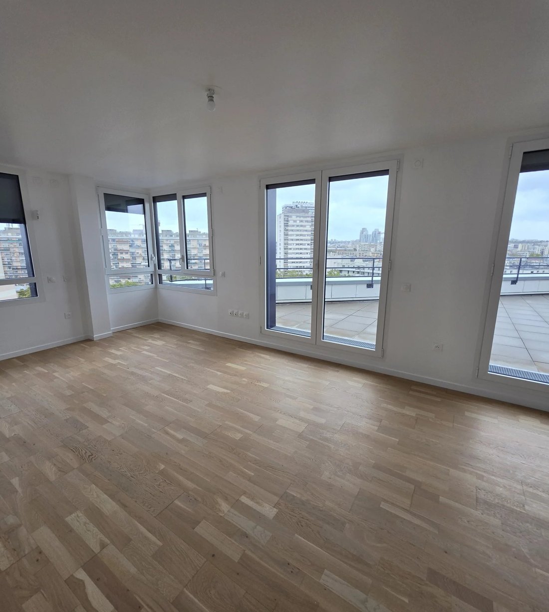 Apartment in Amiraux-Simplon-Poissonniers, Paris 18e Arrondissement, Paris 2 - 19170007