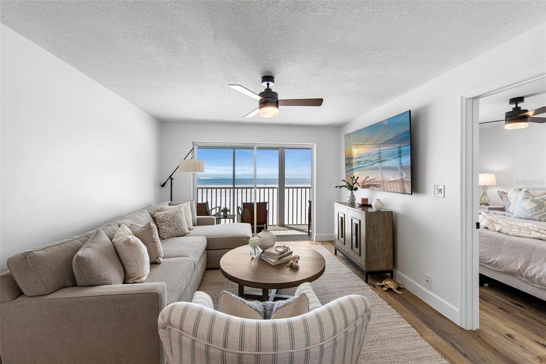 Condo in Fort Myers Beach, Florida, United States 3 - 19181180