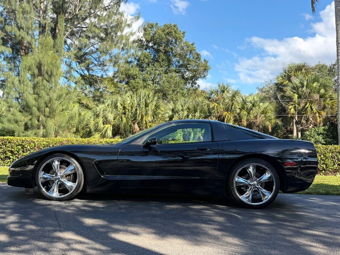 Coupe in Bonita Springs, FL, United States 5 - 19175868