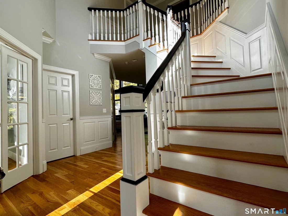 House in Southington, Connecticut, United States 5 - 19174675
