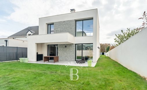 Casa a Montesson, Isola di Francia, Francia 1