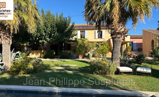 Villa en Saint-Cyr-sur-Mer, Provenza-Alpes-Costa Azul, Francia 1