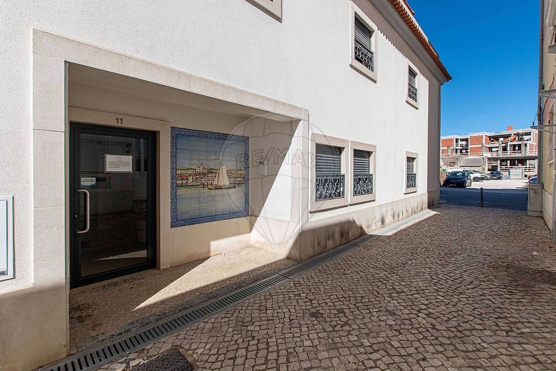 Apartment in São João dos Montes, Lisbon, Portugal 2 - 19177075