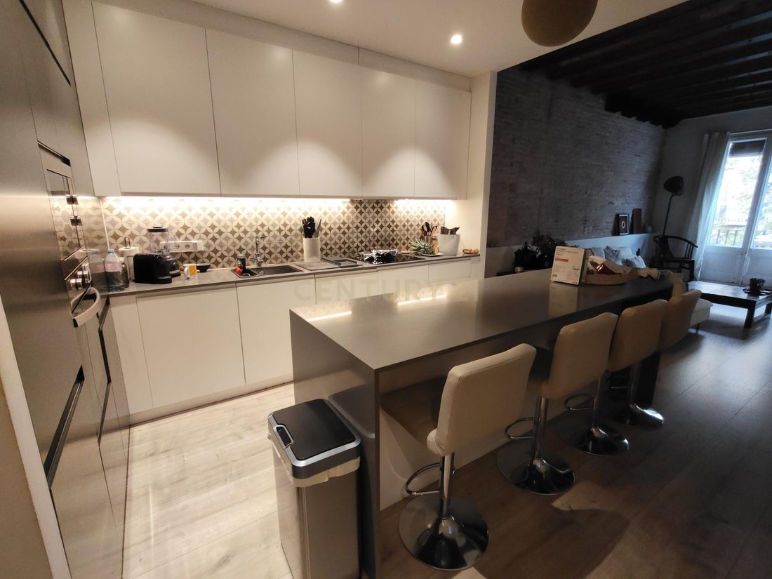 Apartment in Eixample, Barcelona, Spain 5 - 19178394