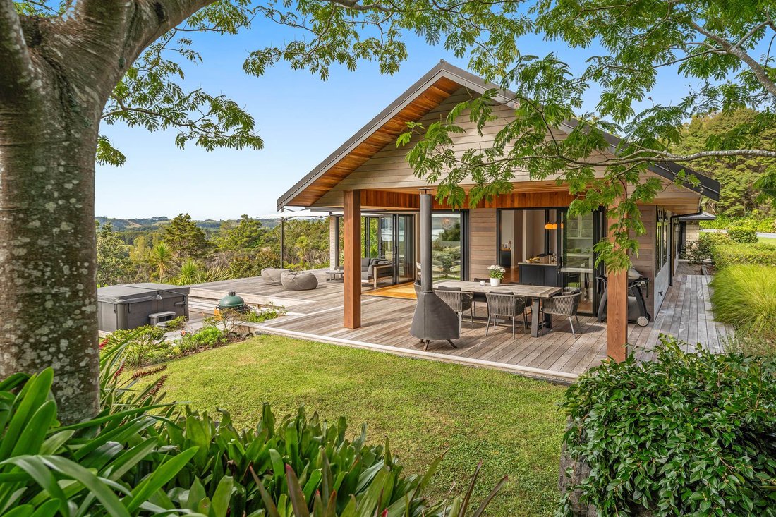 House in Big Omaha, Auckland, New Zealand 1 - 19174333