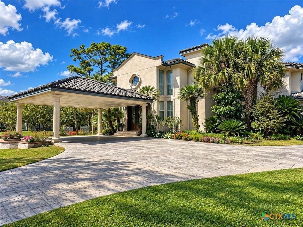 House in Friendswood, Texas, United States 2 - 19172082